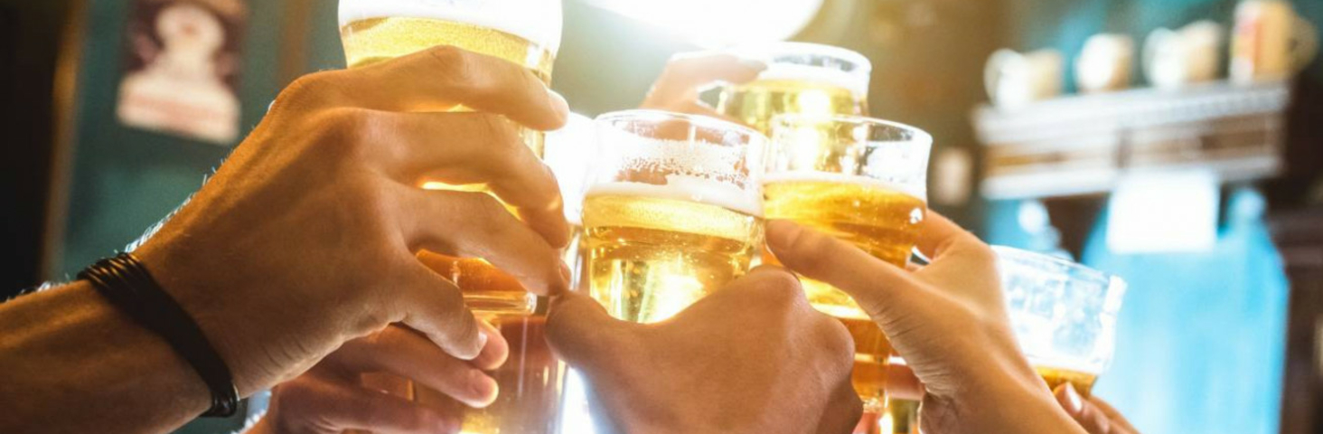 HORA FELIZ 5:00 p.m. a las 10:00 p.m.